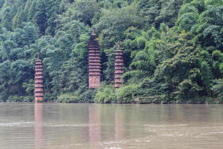 中国四川鱼滩沟石塔