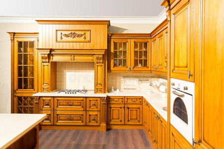 木质美观定制厨房室内设计