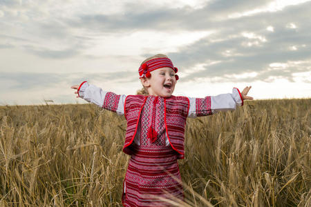 乌克兰民族服装女孩