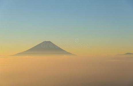 富士山清晨的云海