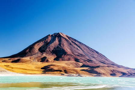 利坎卡布尔火山景观