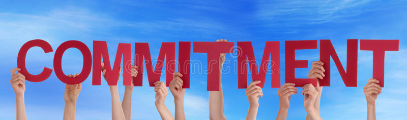 承诺誓言人们在天空中坚守承诺照片