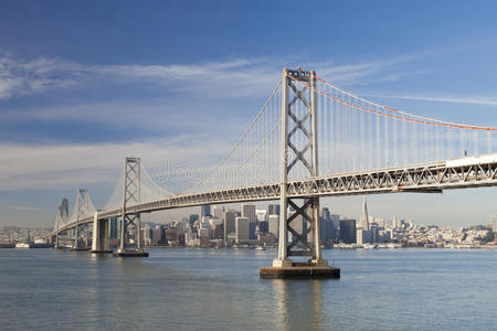 旧金山湾大桥