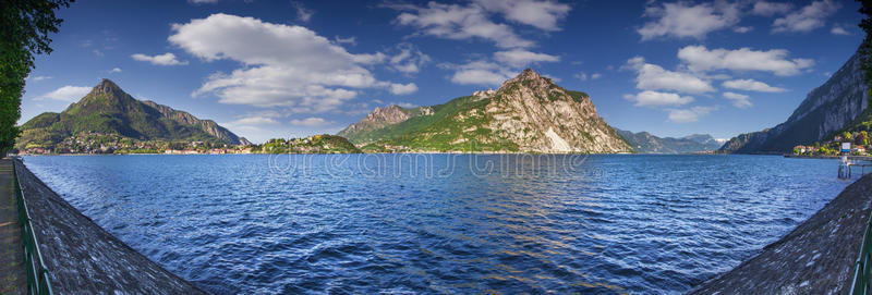 莱科湖全景。莱科