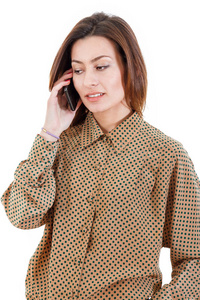 年轻女商人戴着手机说话的画像