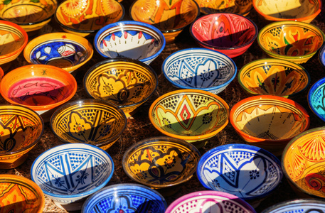 摩洛哥市场上的传统陶瓷