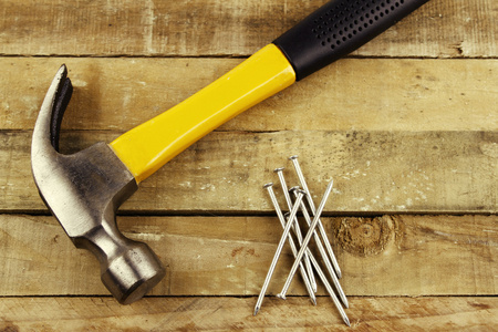 锤子和铅笔图片