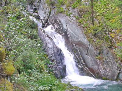 山区河流