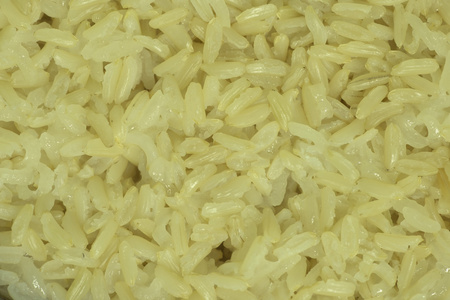 煮熟的褐米背景图片
