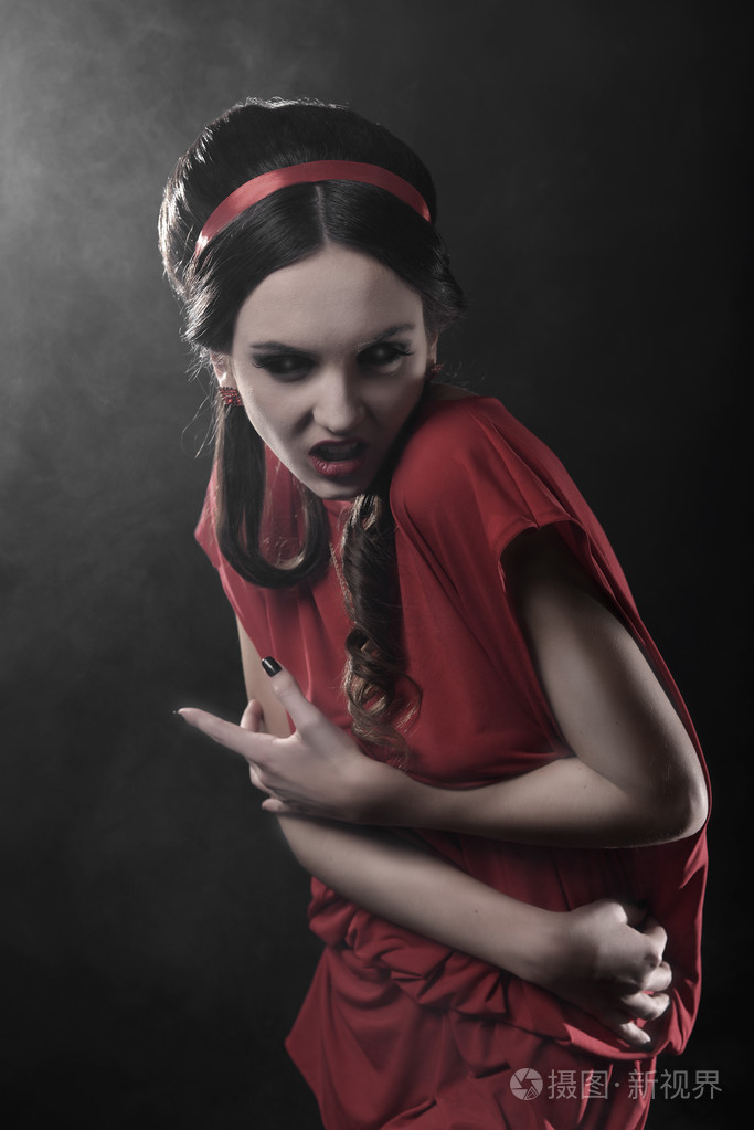 吸血鬼照片-正版商用图片1h0blp-摄图新视界