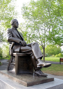 渥太华议会皮尔逊雕像 2008