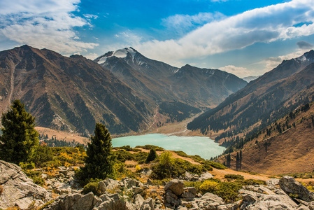 高山湖泊