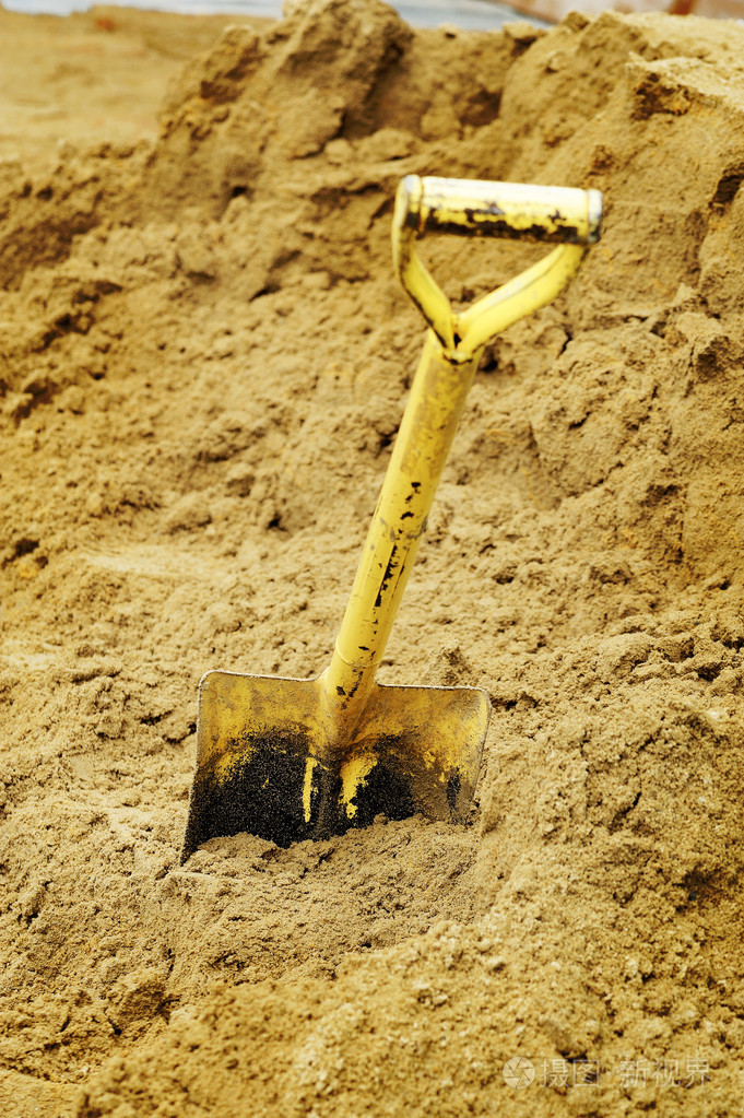 在沙铲子