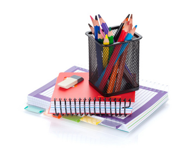 彩色铅笔和办公用品