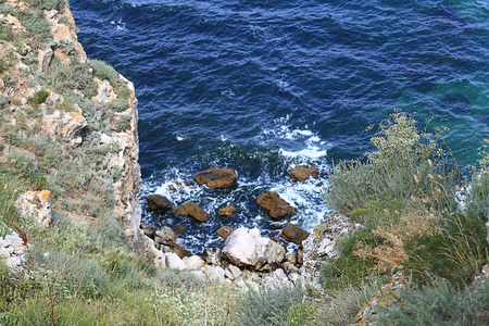 悬崖岩石海岸