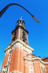 圣 Michael 教会在汉堡，德国