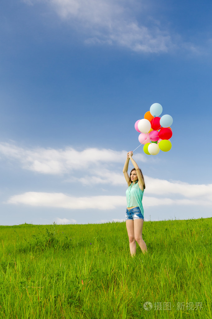 女孩与气球