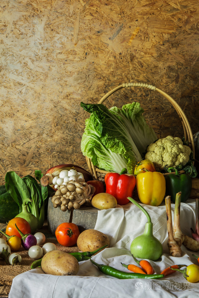 静物蔬菜香草和水果