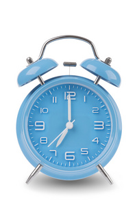 蓝色闹钟，双手在早上7点或下午4点隔离