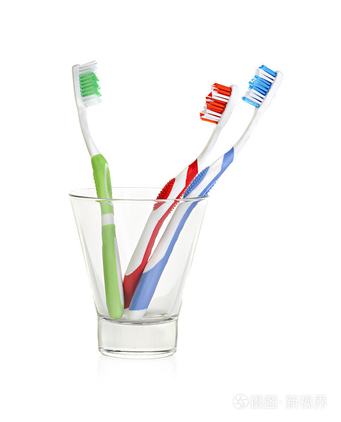 孤立在白色背景上的牙刷