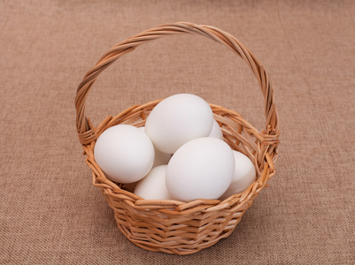 复活节的白色的卵