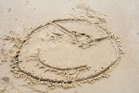 绘制一个海盗在沙海滩上