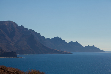 大加那利岛，陡峭的山北部西海岸的