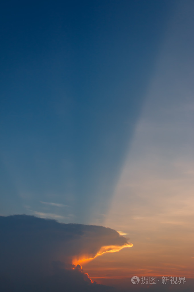 美丽的晚霞天空