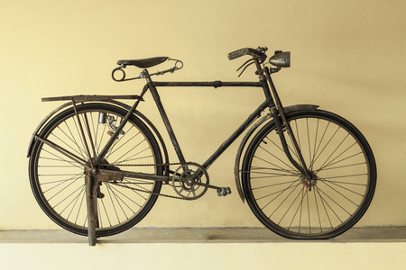 旧自行车照片