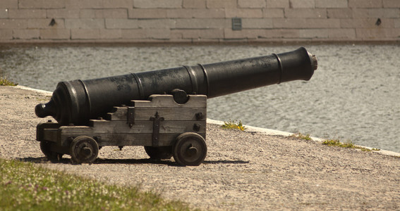 大炮的埃尔米纳城堡世界遗产站点,史火炮图标圆观旧镇的辗转反侧,是