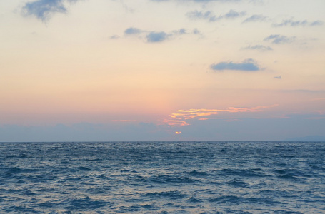 海上日落