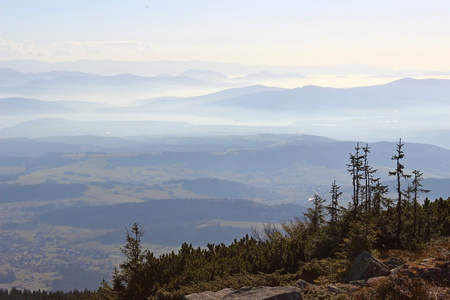 Babia 戈拉，Beskidy，波兰为视角