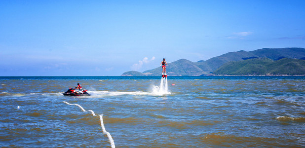 水上运动 极限运动 体育上水，flyboard