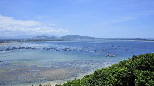 在我国东南沿海的海南岛三亚