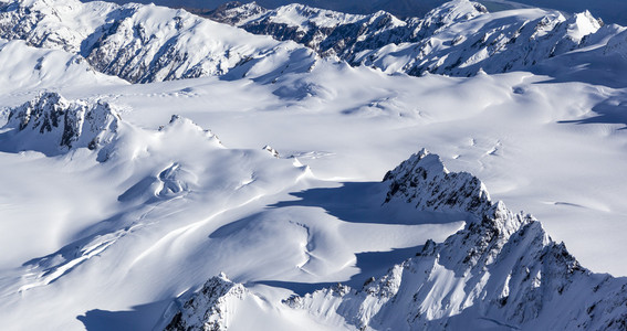 新西兰雪山