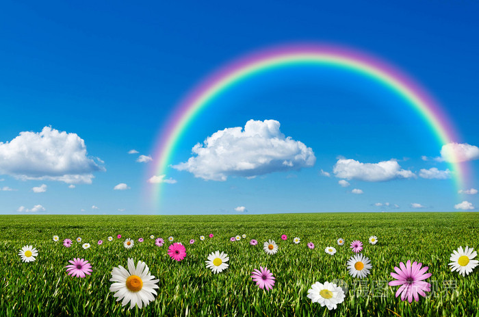 阳光明媚的日子与彩虹背景