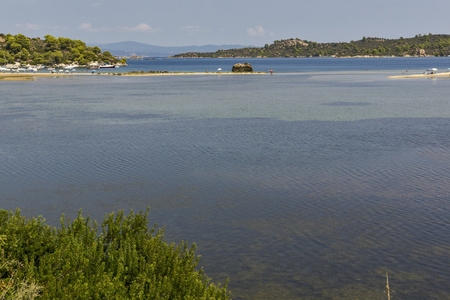 中央马其顿 Vourvourou，Chalkidiki，，遮阳伞和 Livari 海滩