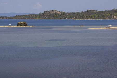 中央马其顿 Vourvourou，Chalkidiki，，遮阳伞和 Livari 海滩