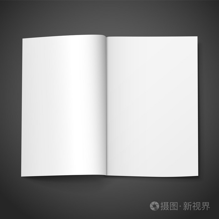 空白本打开的书