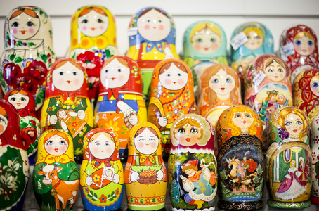 Matryoshkas 在莫斯科商店