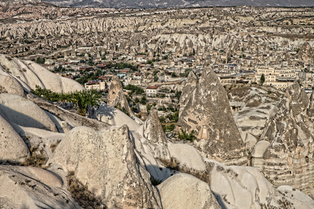 岩石在 Capadocia