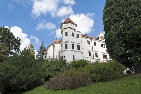 科诺皮什捷城堡图片