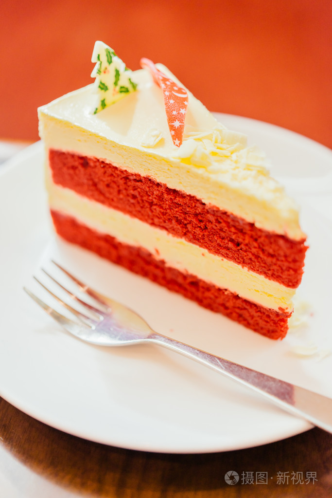 红色天鹅绒蛋糕