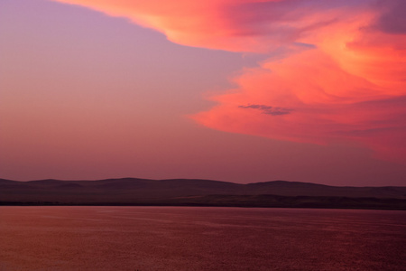 美丽的夕阳海面