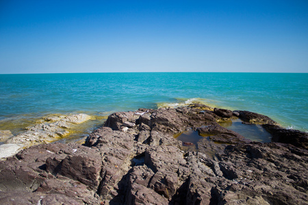 巴尔喀什湖图片-巴尔喀什湖素材-巴尔喀什湖插画-摄图新视界