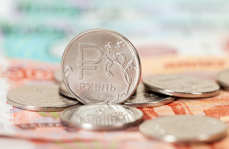 俄罗斯的货币 卢布 纸币和硬币关闭