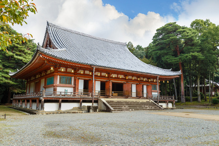 近藤醐寺在京都，金色大厅