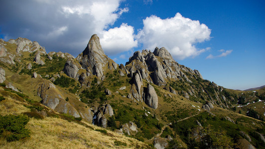 高山景观，在罗马尼亚丘卡什山区