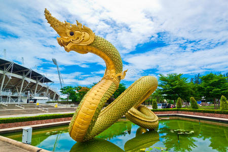 泰国龙或纳迦国王雕像
