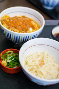 日本料理肉饭